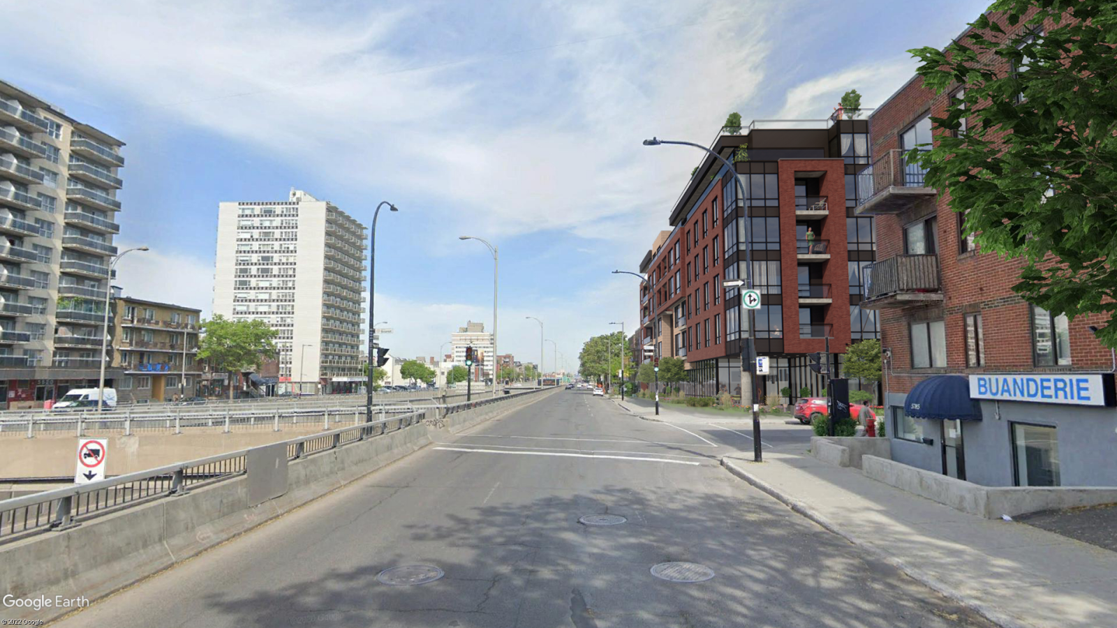 5805 Décarie